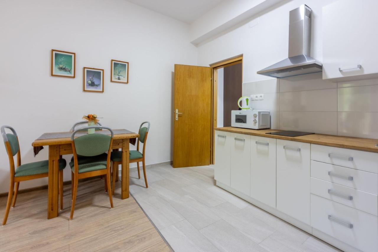 קריקווניצה Apartments Ankica מראה חיצוני תמונה