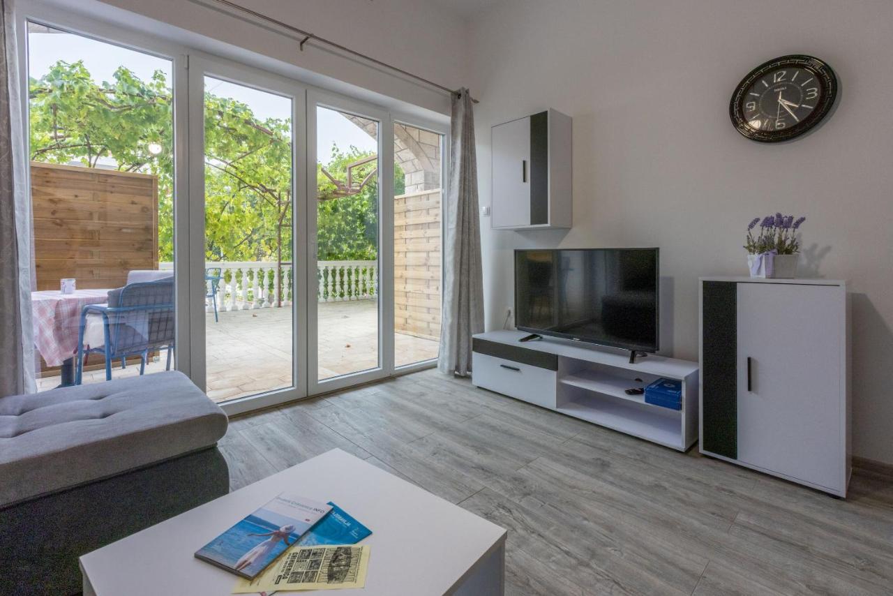 קריקווניצה Apartments Ankica מראה חיצוני תמונה
