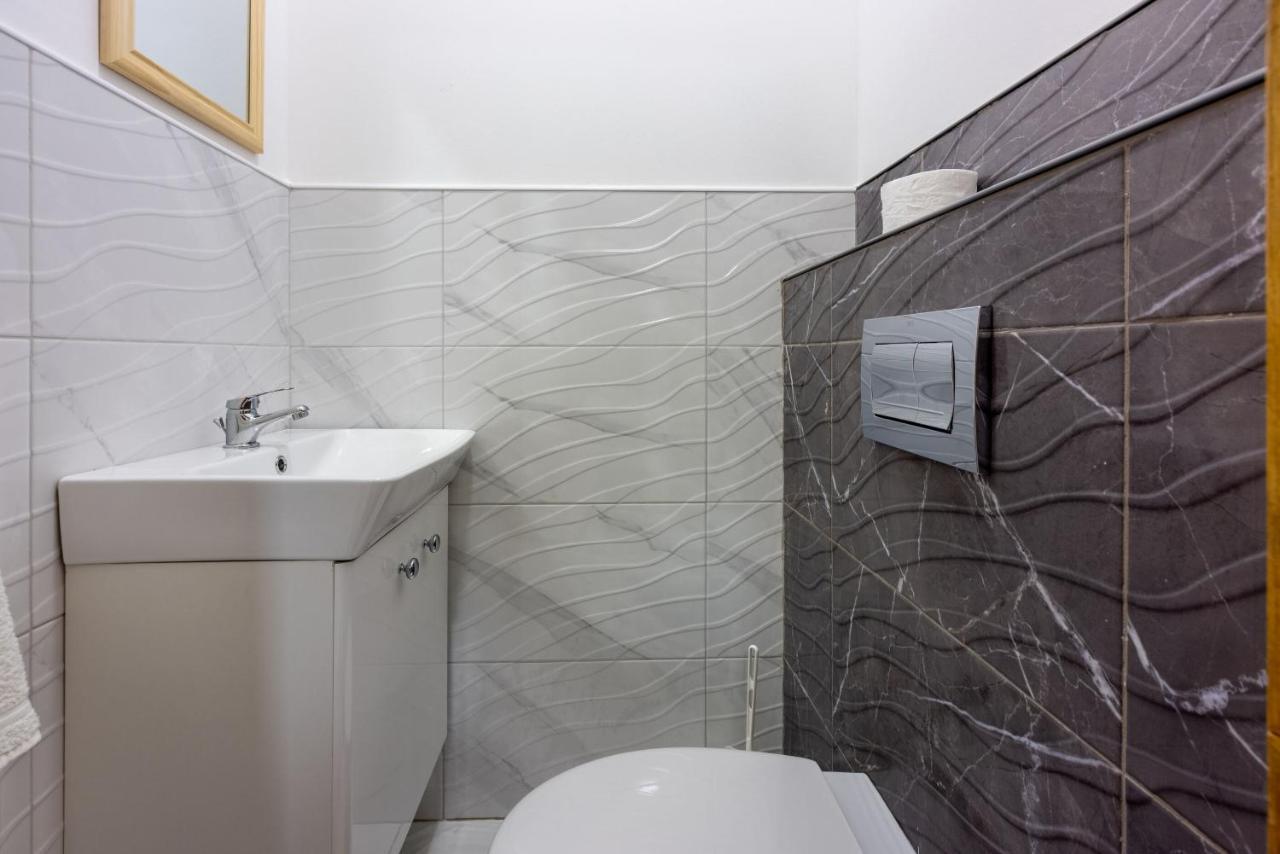 קריקווניצה Apartments Ankica מראה חיצוני תמונה