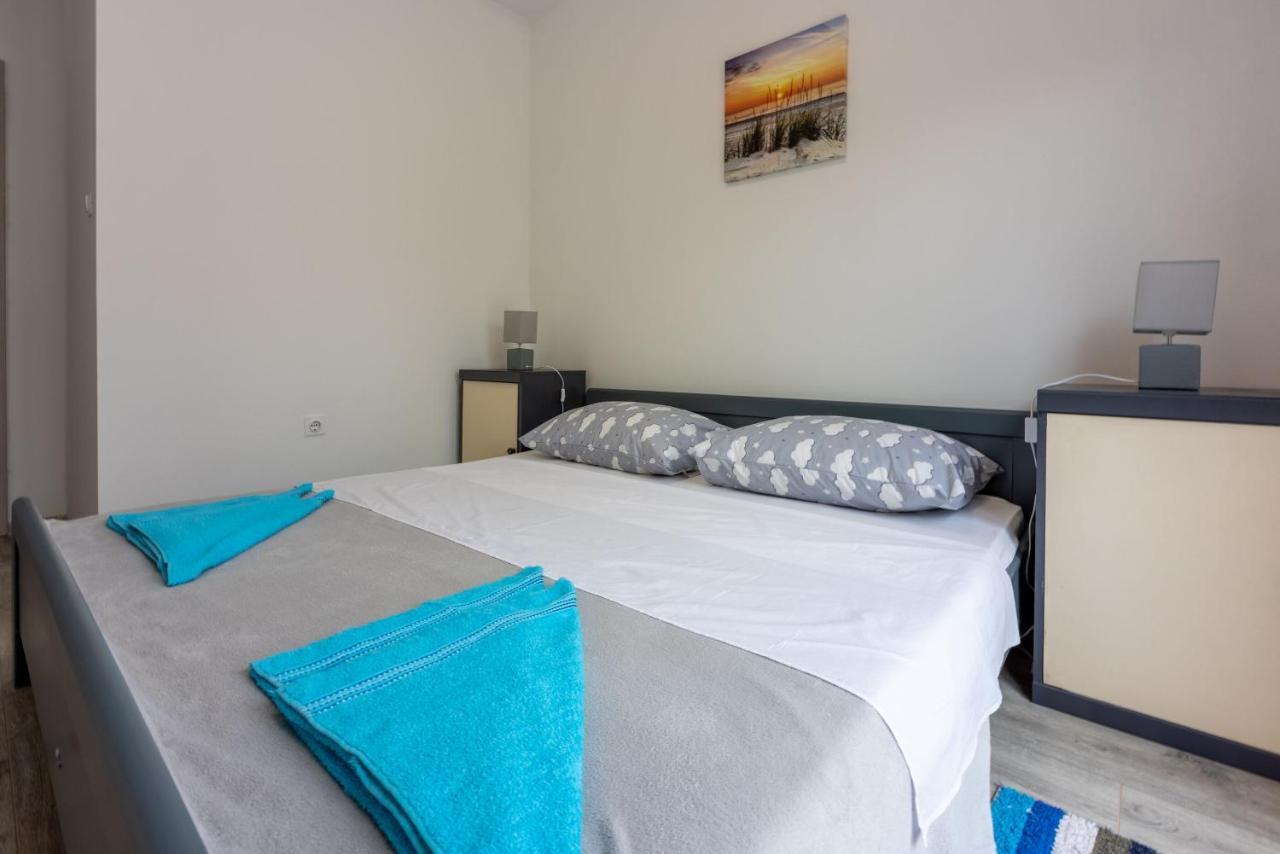 קריקווניצה Apartments Ankica מראה חיצוני תמונה
