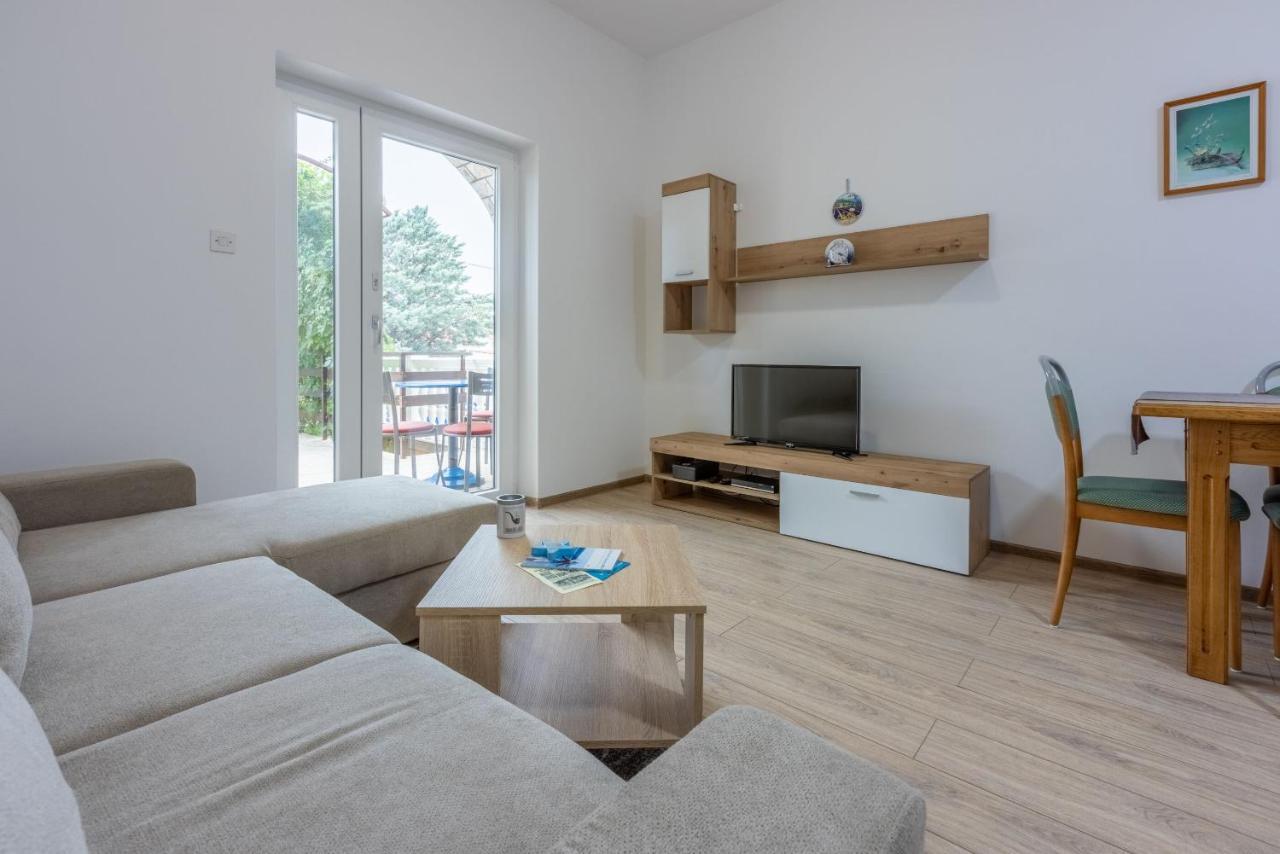 קריקווניצה Apartments Ankica מראה חיצוני תמונה