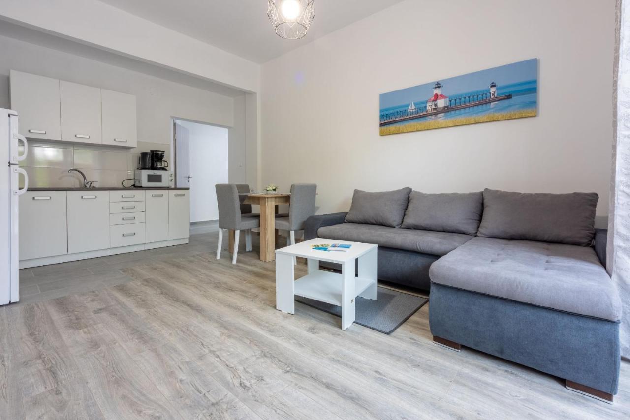 קריקווניצה Apartments Ankica מראה חיצוני תמונה