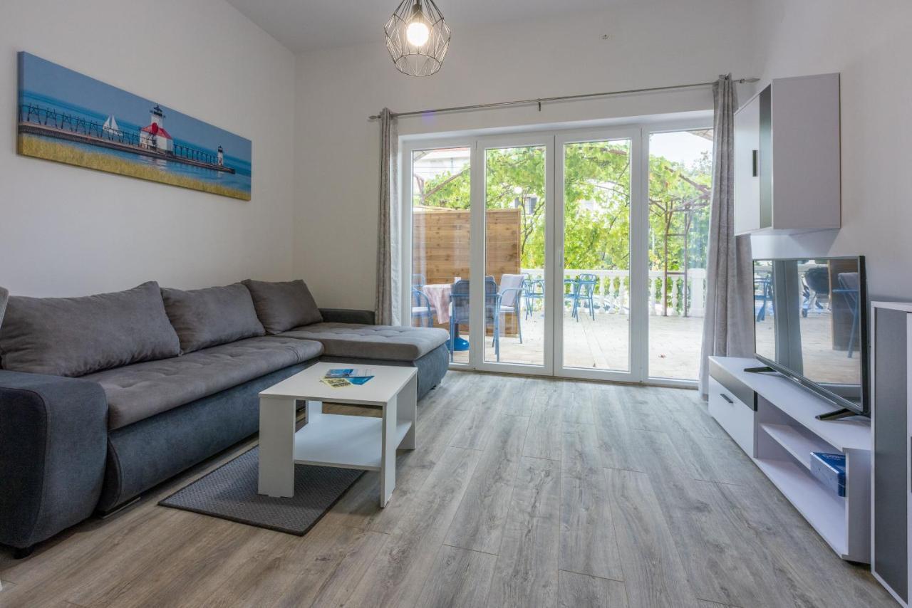 קריקווניצה Apartments Ankica מראה חיצוני תמונה